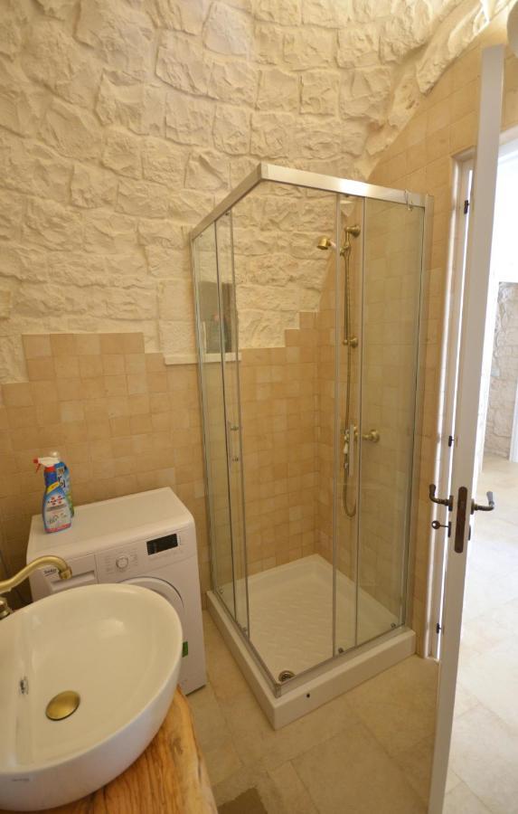 Trulli Petra Chiara Bed & Breakfast โลโกโรตอนโด ภายนอก รูปภาพ